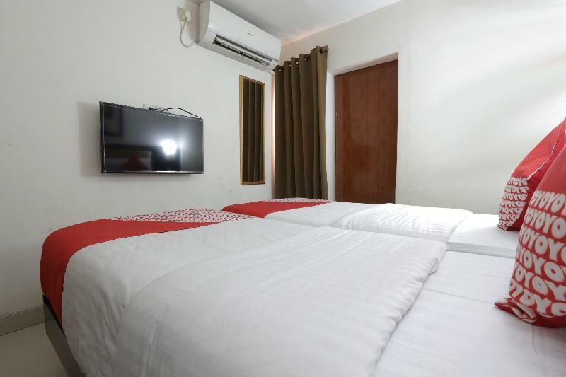 Hotel Oyo 161 Dc Utan Kayu
